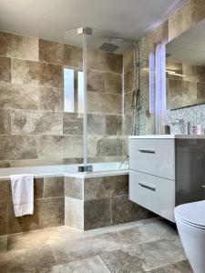 Hotels Hotel La Calanque : photos des chambres