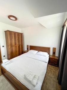 Apartments & Rooms Brijest