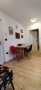 Cute Apartment Marla Art close to Center