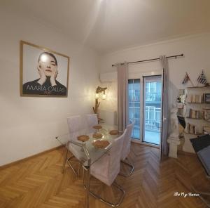 Athens Riviera apt with seaview, 15 to Acropolis