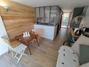 Studio neuf au cœur de la presquîle