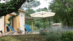 Maisons de vacances Beautiful 17th century Bastidon in Provence : photos des chambres