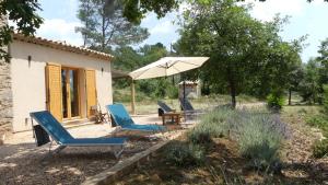 Maisons de vacances Beautiful 17th century Bastidon in Provence : photos des chambres