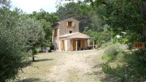 Maisons de vacances Beautiful 17th century Bastidon in Provence : photos des chambres