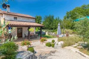 Family friendly house with a parking space Cerion, Central Istria - Sredisnja Istra - 21332 - Prhati