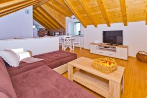 Holiday house with a parking space Cove Zarace, Hvar - 21454
