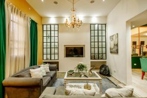 REGINA HOME