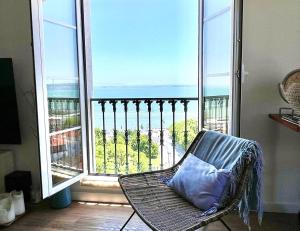 Chiado River View Deluxe Apartment