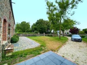 Maisons de vacances Charming cottage on idyllic property, near the beach, Denneville : Maison de Vacances 1 Chambre