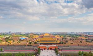 East Sacred Hotel--Very near Beijing Tiananmen Square ,the Forbidden City,The temple of heaven ,3 minutes walk from Wangfujing Subway St,Located in the center of Beijing,Provide tourism services,Newly renovated hotel-Able to receive foreign guests