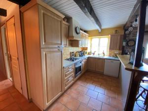 Holiday Home in Plogonnec near Sandy Beaches