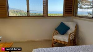 Bermagui Dune House 5 Narira Street, Beach Front, Pet friendly