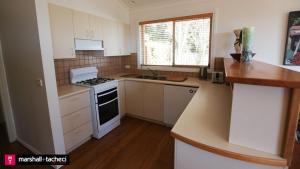 Bermagui Dune House 5 Narira Street, Beach Front, Pet friendly