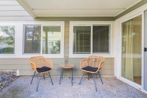 Spacious 2B2B Condo near downtown & Microsoft