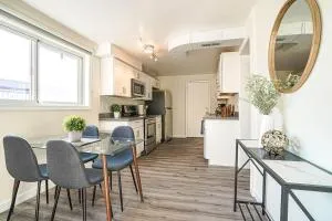 Spacious 4BR Home - 5 min to SeaTac Airport - Tukwila