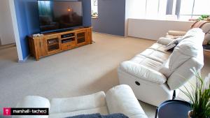 Bermagui jewel holiday house 5 Bedroom Uninterrupted views central location Bermagui Linen & Wifi Provided