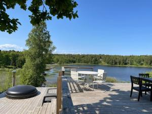 6 person holiday home in ÅKERSBERGA-By Traum