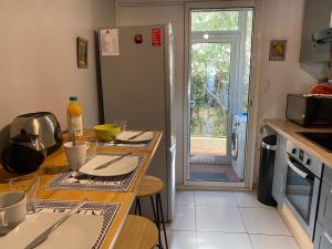 Appartements ToulonHost - Le Litardi - Superbe T2 - 2 pas des plages - Clim - Fibre : photos des chambres