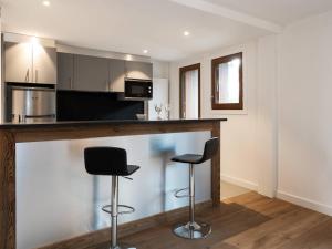 Appartement rénové 88m2 au centre de Courchevel 1850 - 8 pers, parking, balcon, WIFI - FR-1-631-146