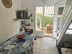 Maisons de vacances Maison Argeles-sur-Mer, 3 pieces, 4 personnes - FR-1-732-52 : photos des chambres