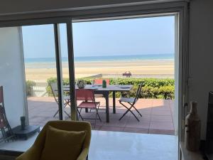 Appartement 2P, Rez-de-jardin, Accès Plage, Animaux OK, Parking, Internet Inclus - FR-1-487-355