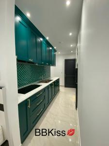 Studio Có Giường Cỡ Queen (Queen Studio)