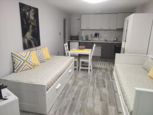 Студио за нощувки в центъра на град Бургас.