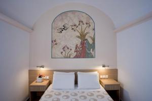 Hippocampus Hotel Santorini Greece