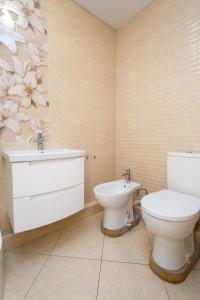 Центр. Хмельницького. 2 спальні