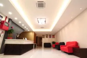 YEE HOTEL Permas Jaya - Kampong Senibong