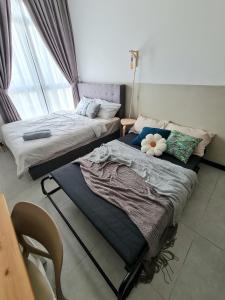 Cozy 2R2B near Gleneagles @ Embassy Row KLCC
