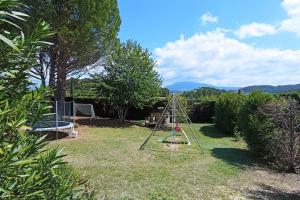 Maisons de vacances A l'ombre des Tilleuls : photos des chambres