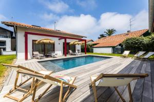 Villas BIXENTE ENIA KEYWEEK Villa family pool : photos des chambres