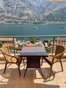 Wonderful 2 bedroom With Beautiful Views apartments in Kotor Vista