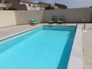Villa T4 à Leucate avec Piscine, 7 pers, WIFI, Terrasse, Proche Plage et Commerces - FR-1-81-578 - 勒卡特