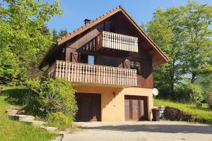 Appartements Chalet entier au calme , Le Poizat-Lalleyriat : photos des chambres