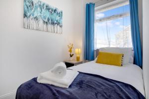 Stylish 3-Bedroom Oasis in Darlington, Sleeps 5