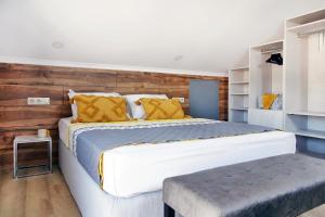 Okean Apartments