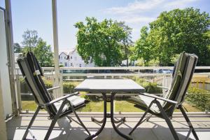 strandnahe Ferienwohnung mit 2 Balkonen - Haus am Kurpark FeWo 12