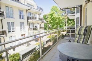 strandnahe Ferienwohnung mit 2 Balkonen - Haus am Kurpark FeWo 12