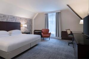 Deluxe Double Room room in York Marriott Hotel