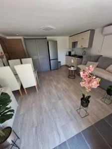 Guesthouse Flower - Dobrunje