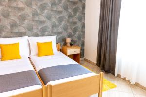 LUXURY ROOMS BURE