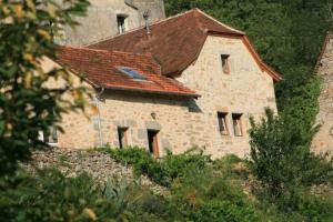 Maisons de vacances Gite romantique avec jacuzzi et piscine chauffee : photos des chambres