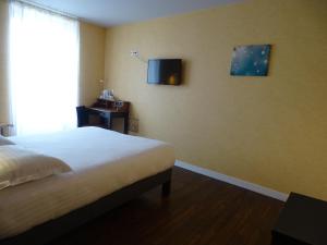 LA CROIX D-OR LOGIS Hotels : photos des chambres
