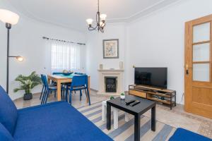 Casa do Lagar 2BDR - 4 mins walk train station - quiet - balcony - wi-fi