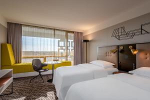 Superior Twin Room room in Sheraton München Arabellapark Hotel
