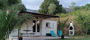 Maisons de vacances Charmante maisonnette situe au calme proche d'Ajaccio. : Maison 2 Chambres