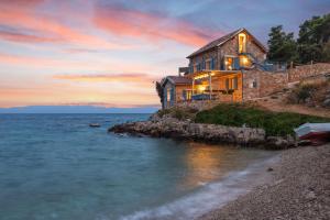 La Villa Bleue Secluded Hvar Beach House