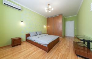 Большая 3 комнатная на Осокорках Гмирі 2